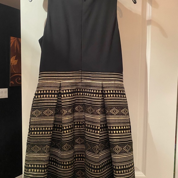 black dress with gold and black threaded a line skirt with pockets - Picture 2 of 2